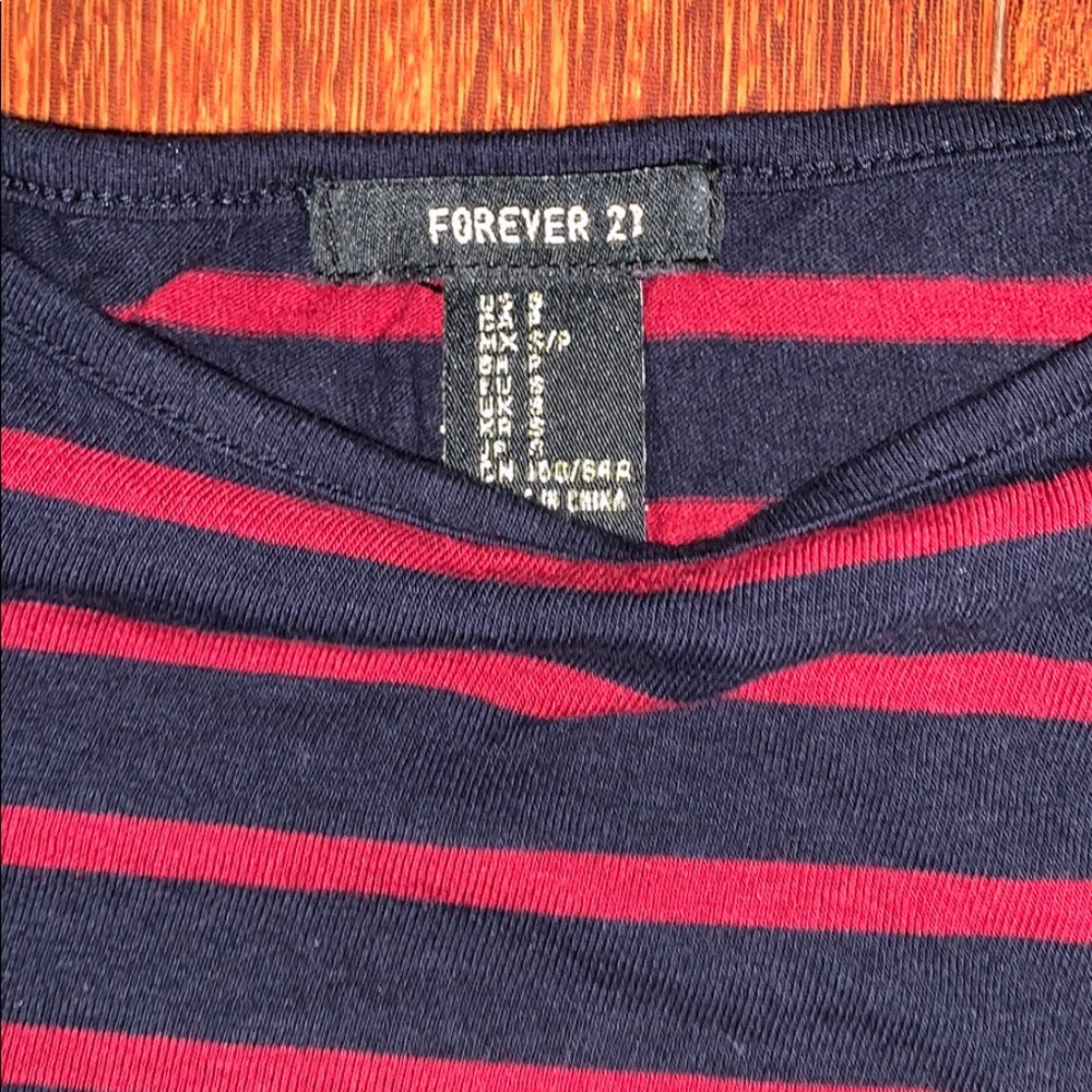 Striped tee - Picture 2 of 3
